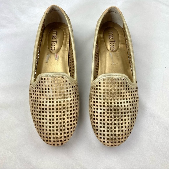 ME TOO Yale Slip On Loafer Laser Cut Rubbed Gold Size 6M (EUC) - Picture 11 of 11